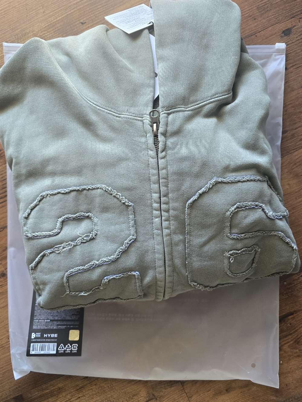 BTS ARIRIANG TOUR KOREA HOODIE XL NWT